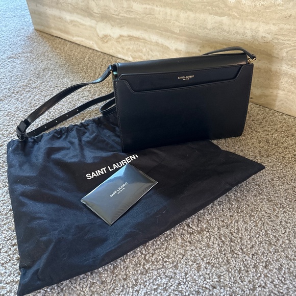 Saint Laurent Crossbody - Picture 1 of 8